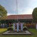 Upacara Bendera di SMA Negeri 1 Kebun Tebu Penuh Haru, Kepala Sekolah Supriantoro Resmi Purna Tugas Setelah Tiga Tahun Mengabdi