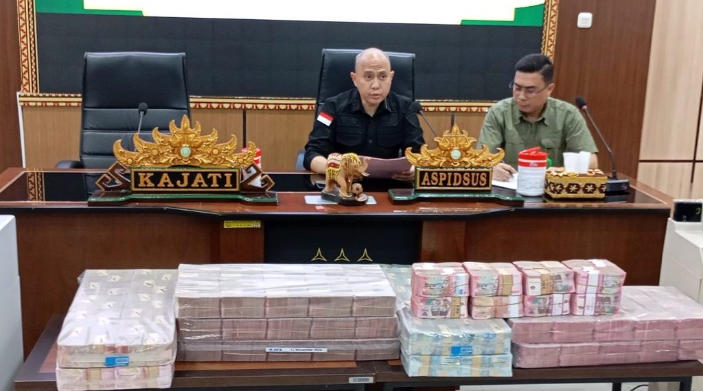 Publik Menunggu Kejelasan Kejati Lampung soal Dana PI 10% PT LEB: Role Model atau Kelinci Percobaan?