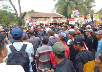 Ratusan Warga Tulangbawang Gelar Aksi Damai di Tiga Titik, Tuntut Pengembalian Puluhan Ribu Hektare dari HGU PT SGC!