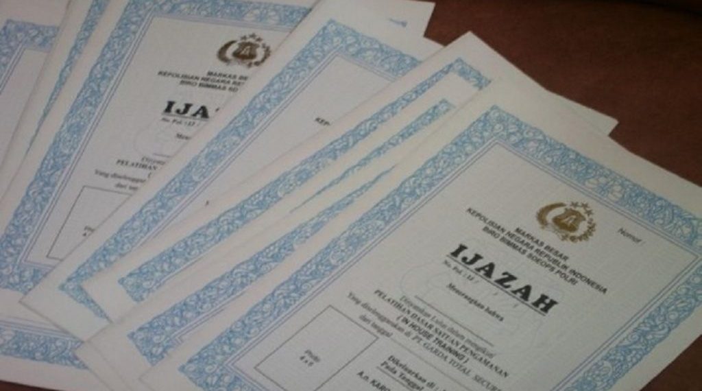 Tiga Tahun Ijazah Lulusan Kebidanan Belum Diserahkan, Penjelasan Kampu