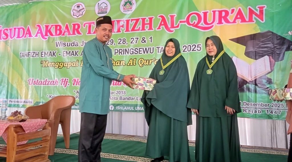96 Emak-Emak Penghafal Al-Qur’an Diwisuda, Tertua 73 Tahun
