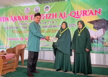 96 Emak-Emak Penghafal Al-Qur’an Diwisuda, Tertua 73 Tahun