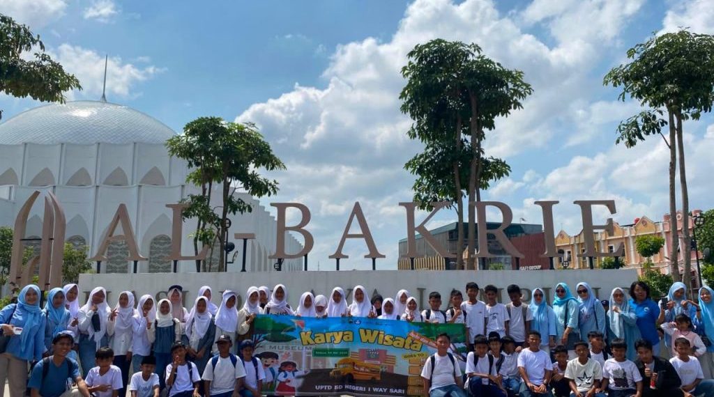 SDN 1 Way Sari Natar Gelar Perpisahan Kelas 6, Padukan Edukasi Budaya dan Wisata Religi