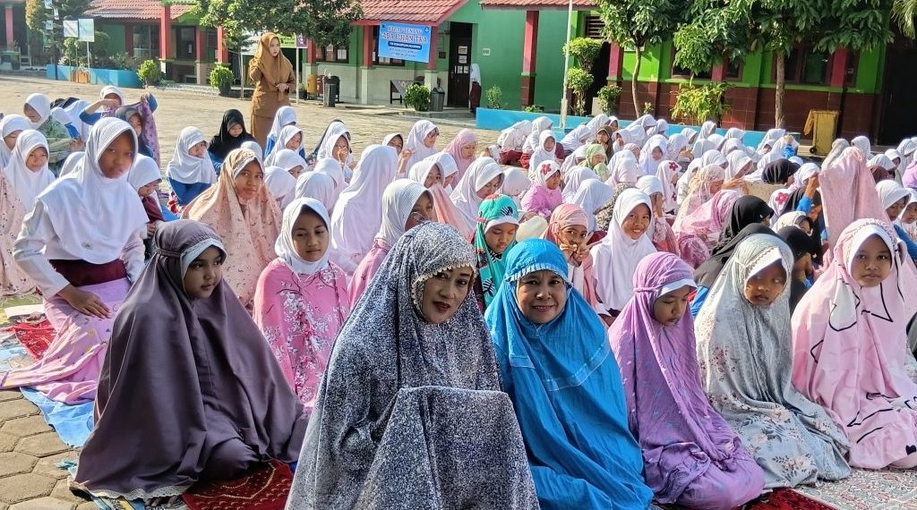 SDN 1 Jatimulyo Bentuk Karakter Siswa Lewat Sholat Duha dan Sedekah Rutin, Tanamkan Empati Sejak Dini